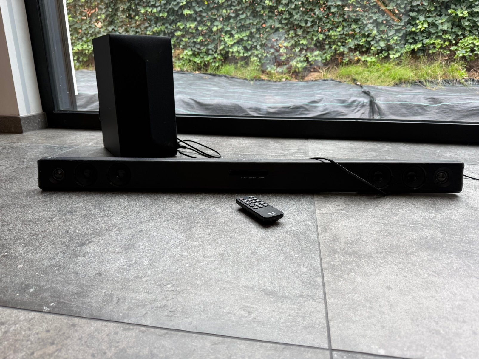 Soundbar LG, Audio, Tv en Foto, Ophalen, Bluetooth, Zo goed als nieuw
