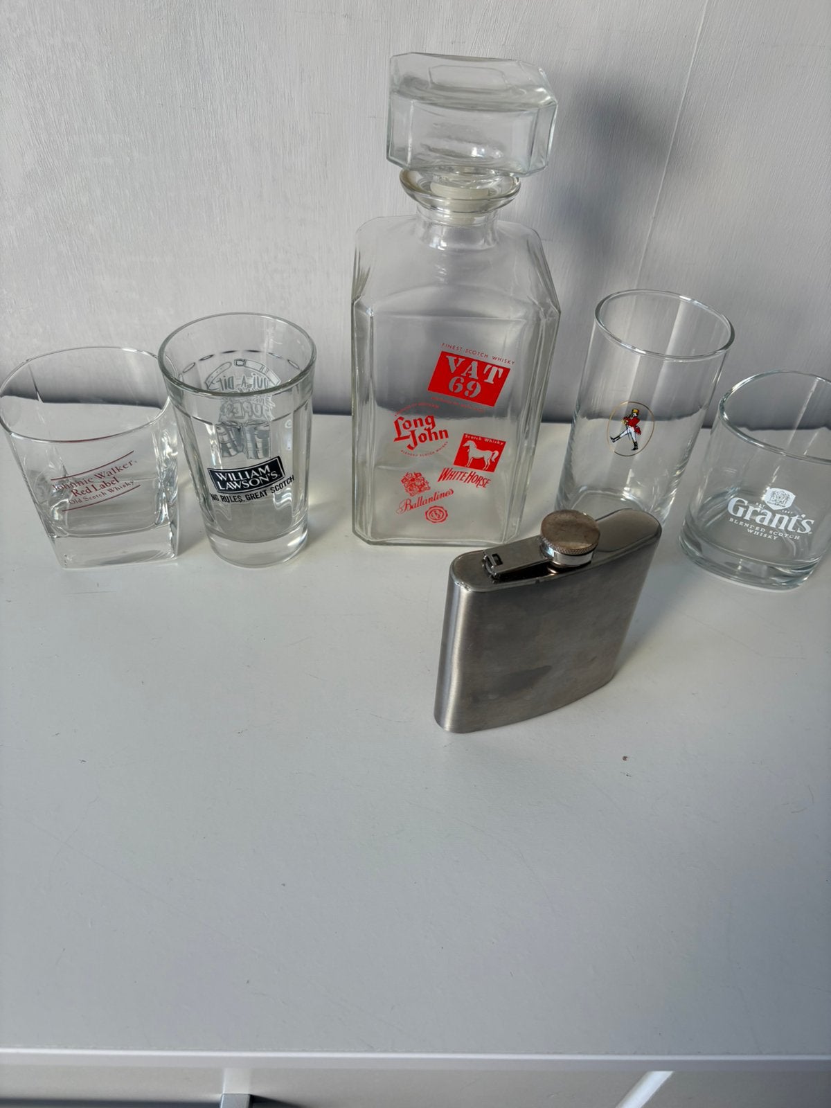 4 verres, une carafe et flasque WHISKY, Enlèvement ou Envoi, Comme neuf