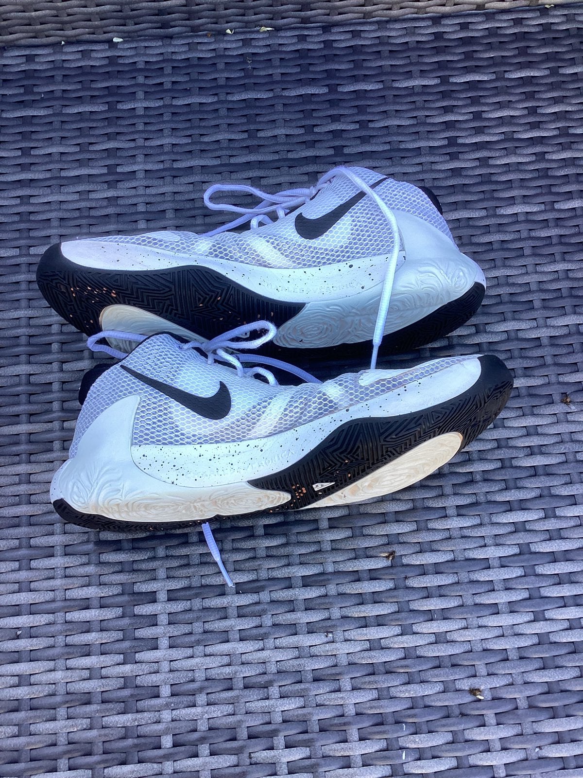 Basketbalschoenen NIKE Zoom « Freak 1 Oreo » - Maat 45,5, Ophalen of Verzenden, Zo goed als nieuw, Schoenen