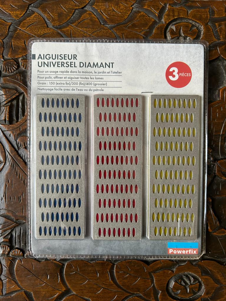 Aiguiseur universel, Enlèvement, Comme neuf