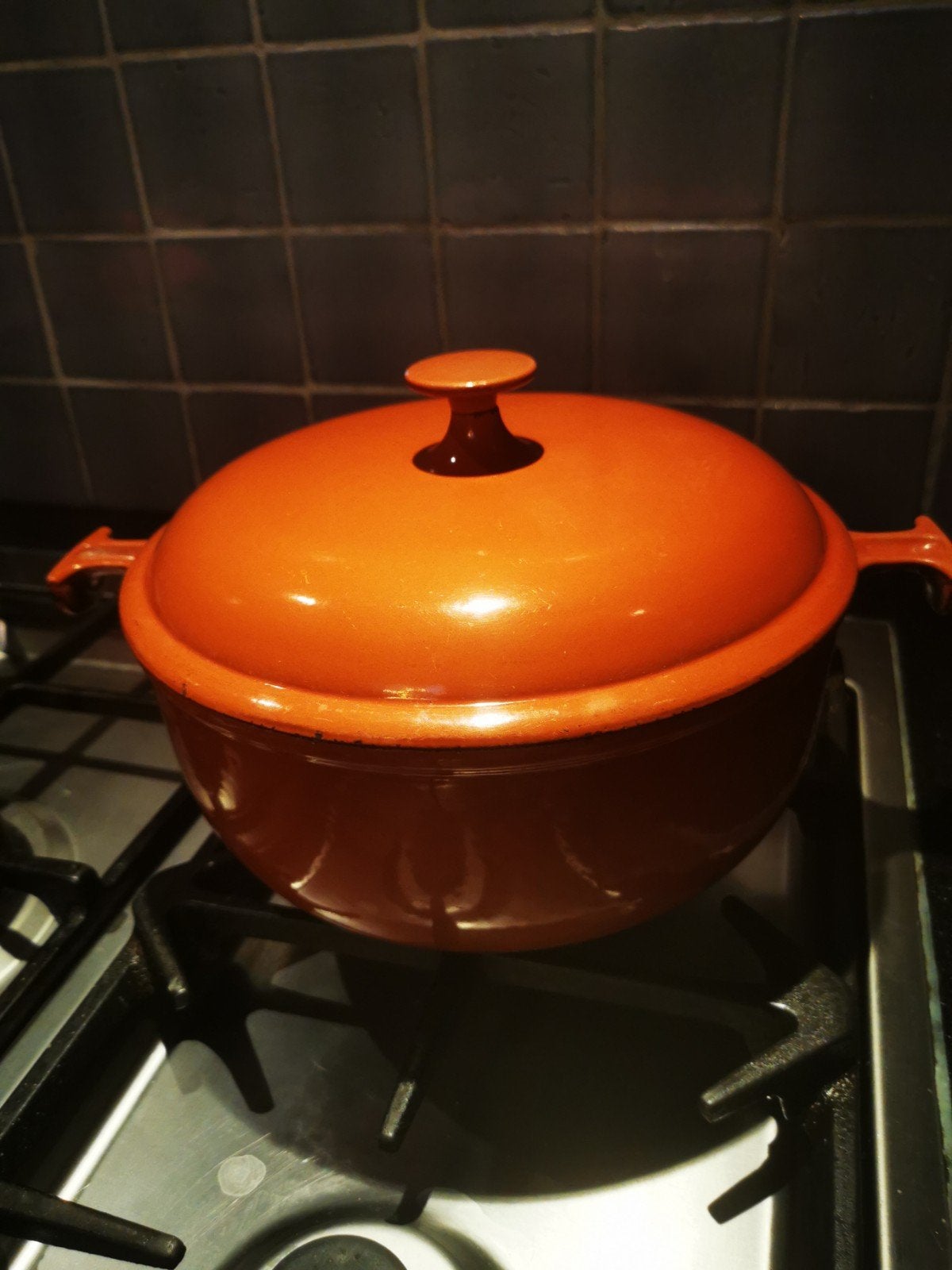 Le creuset Enzo Mari la mama 26, Maison & Meubles, Cuisine | Casseroles & Poêles, Enlèvement ou Envoi, Le Creuset