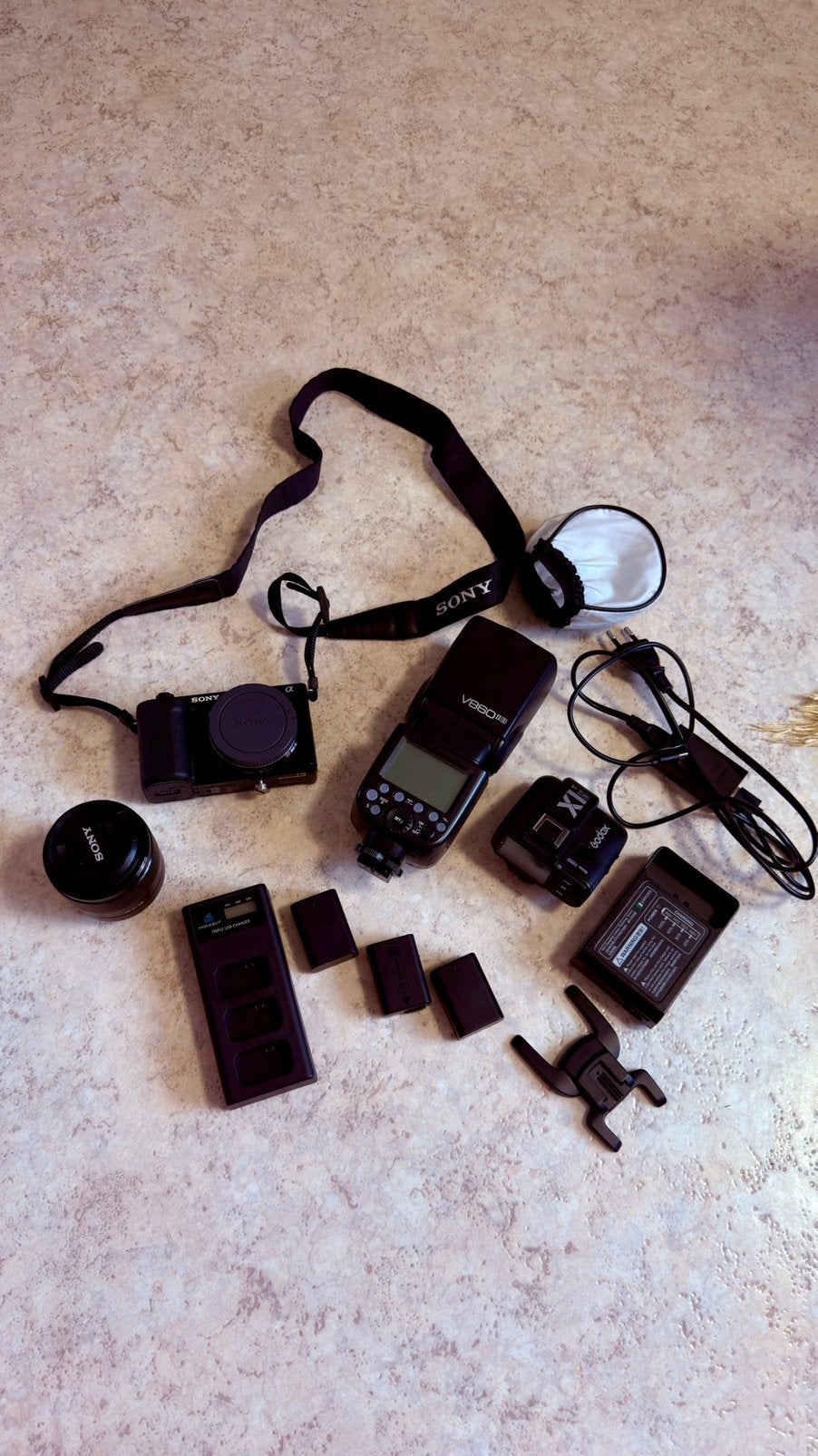 Sony ZV-E10 Complete Photo & Video 1300€, Ophalen, Zo goed als nieuw