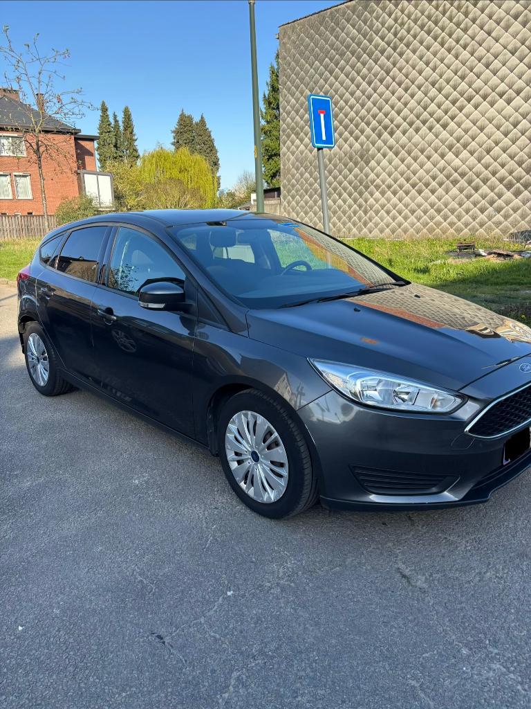 FORD FOCUS 1.0 ECOBOOST ESSENCE, Autos, Focus, Argent ou Gris, Achat, 1280 kg