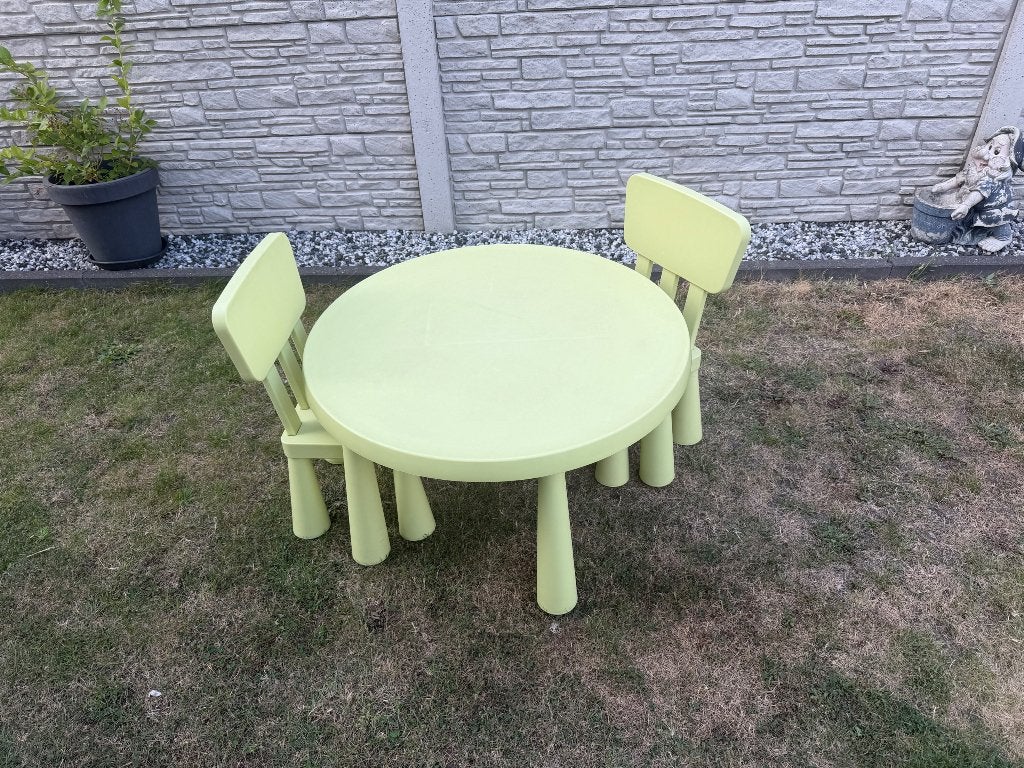 Ikea tafeltje met stoeltjes, Kinderen en Baby's, Ophalen, Gebruikt, Tafel(s) en Stoel(en)