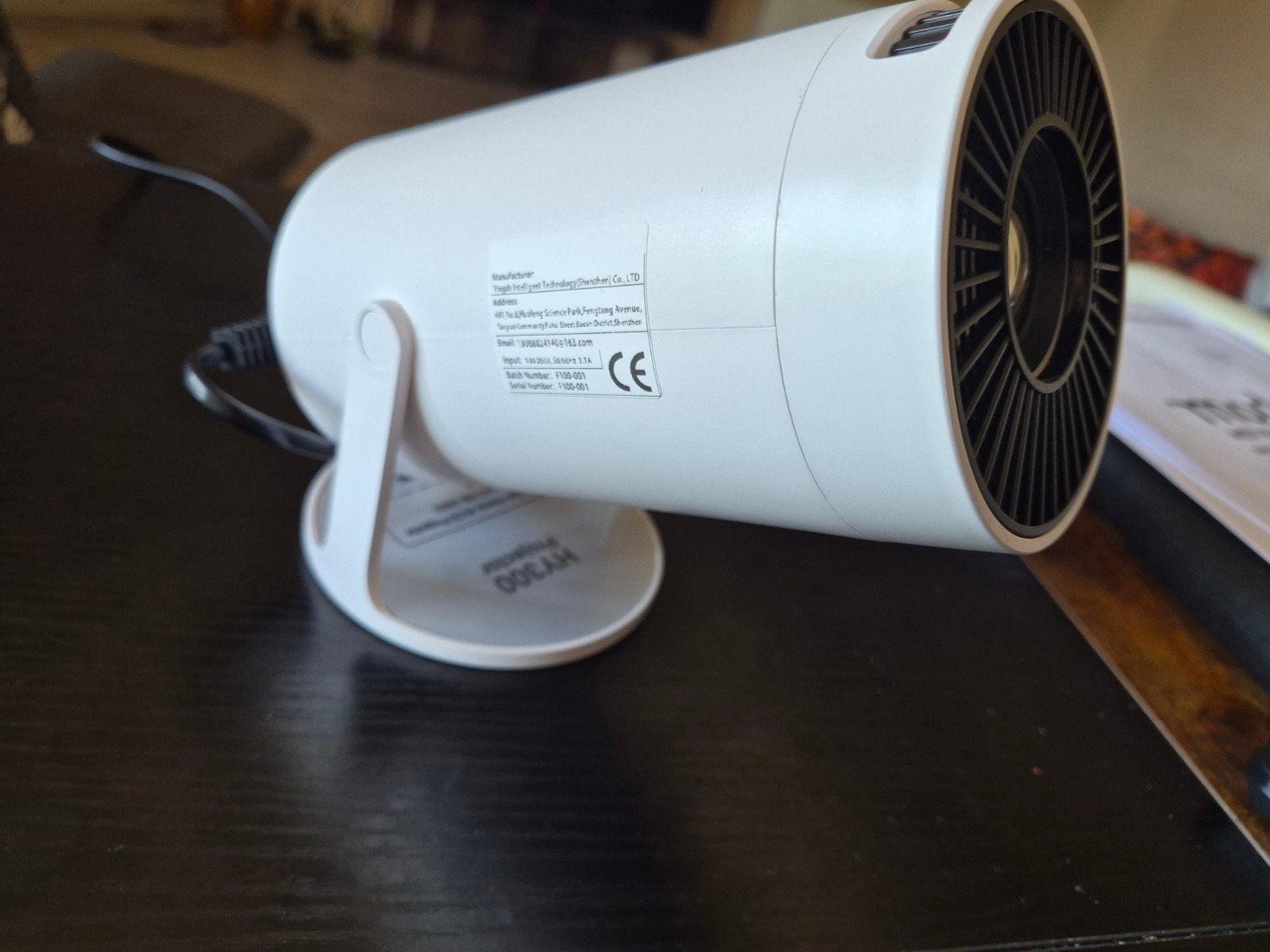 Beamer nieuw nog niet gebruikt,airco alle witte kleur, Audio, Tv en Foto, Videobewaking, Ophalen