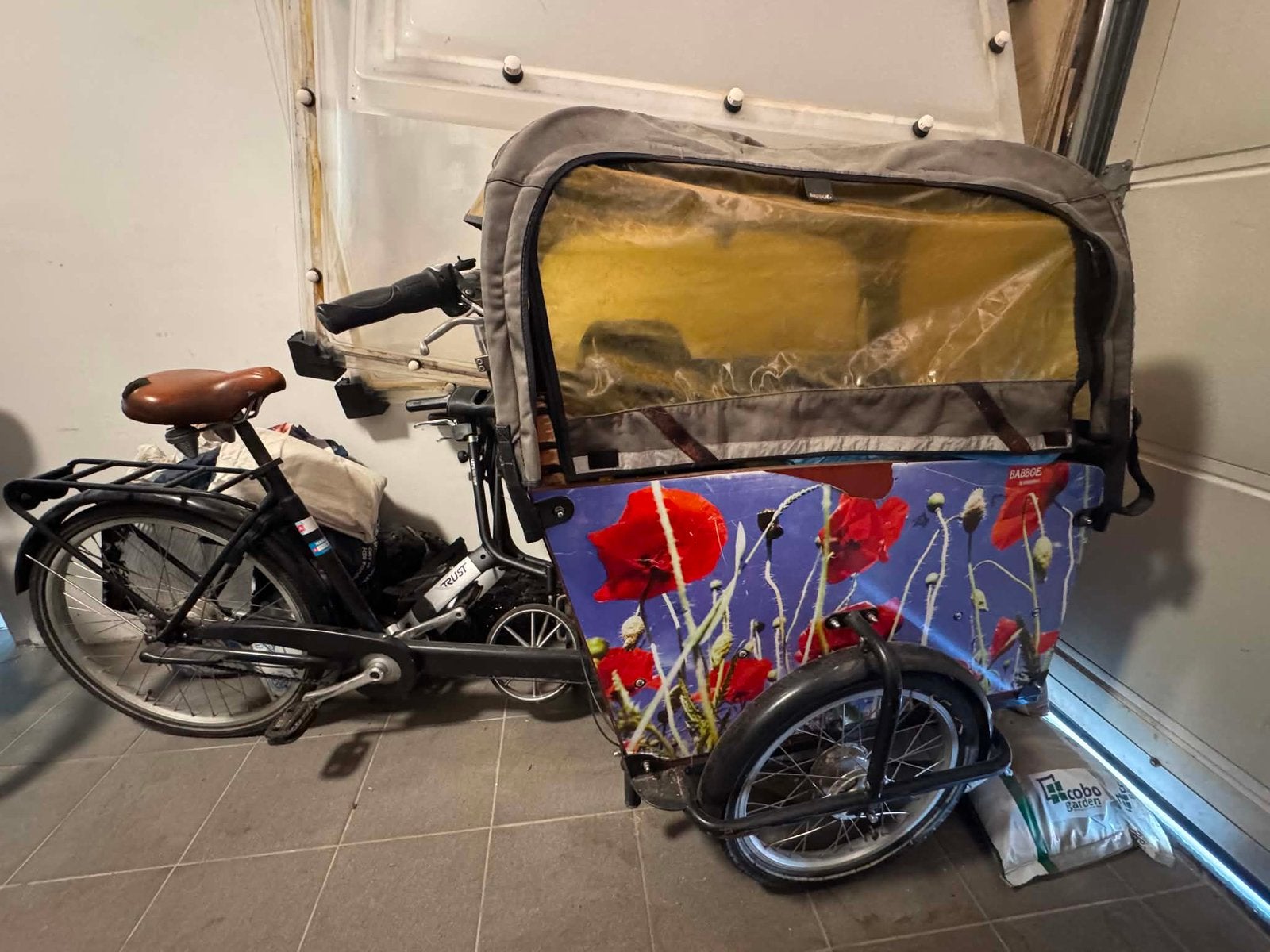 Vélo avec Bak, Bâche, Enlèvement, Utilisé, Fietsfabriek