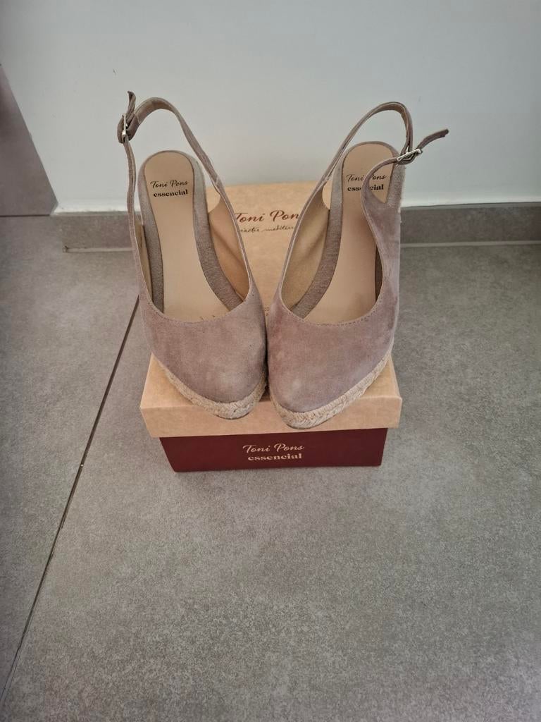 Toni Pons sleehak, beige maat 36, Ophalen, Beige