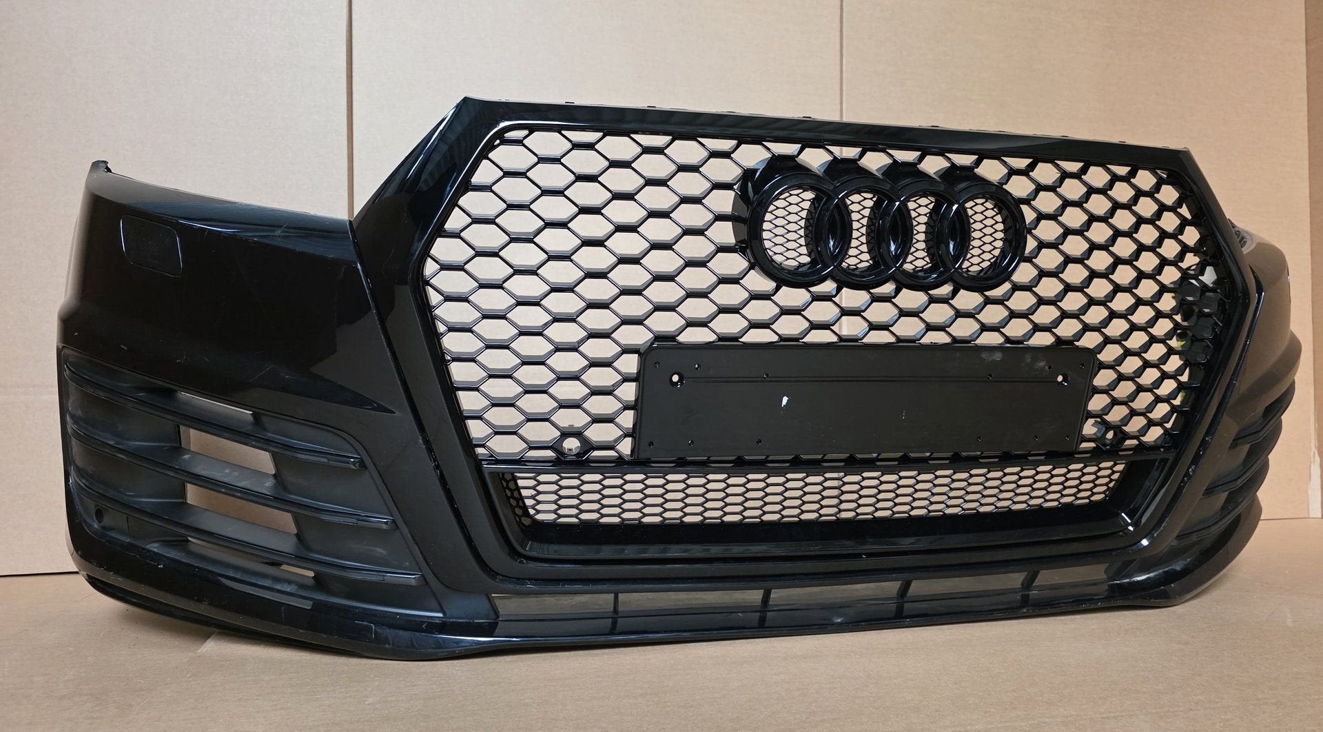 Voorbumper Audi Q7 4M0 S-LINE RSQ7 LOOK Bumper 4xPDC KLS, Gebruikt, -, Voor, Bumper