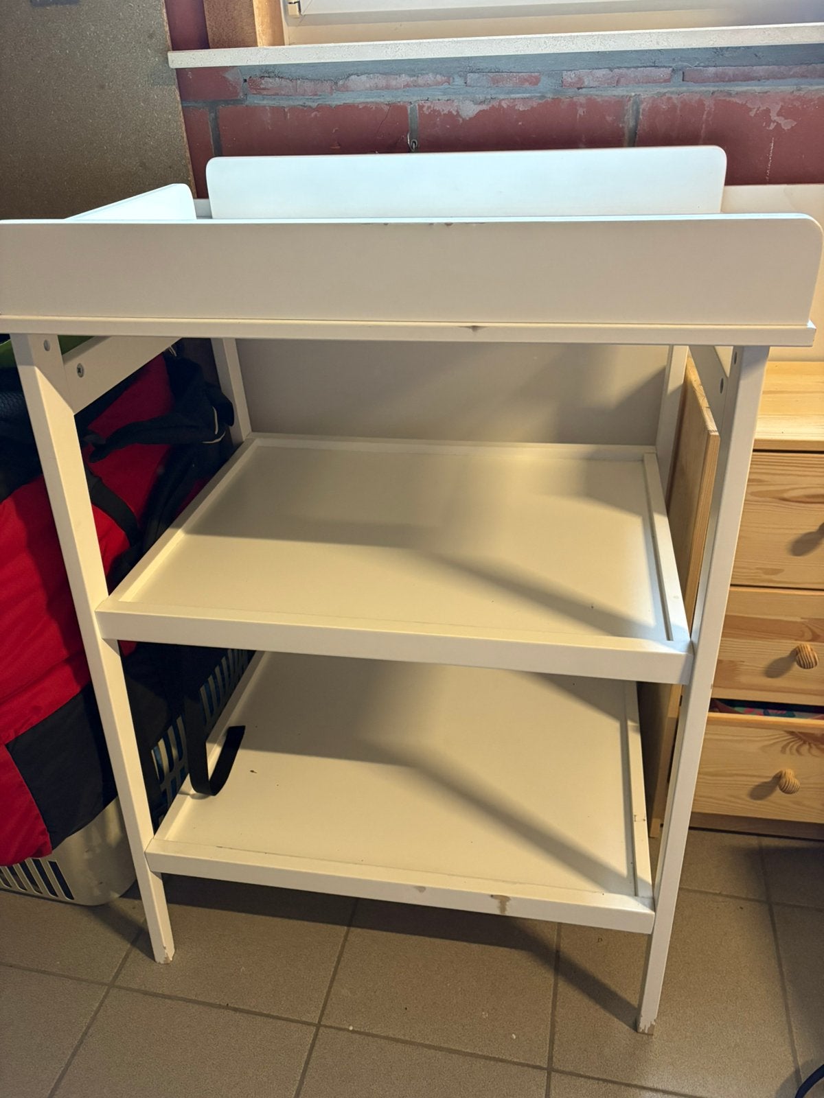 Ververs tafel, Enlèvement, Comme neuf