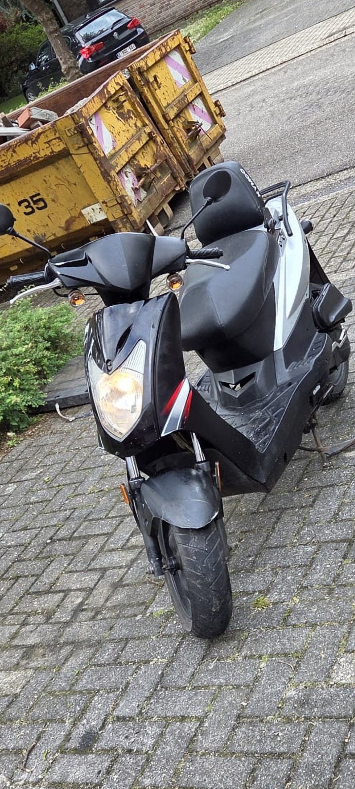 A KLASSE 50cc kymco agility papieren en sleutel start en rij, Fietsen en Brommers, Scooters | Aprilia, Ophalen of Verzenden