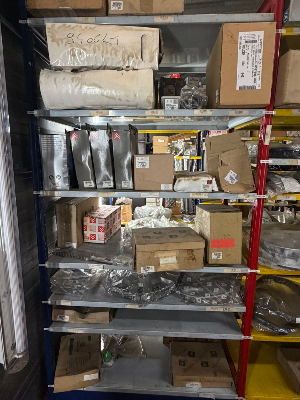 Stock uitverkoop oem citroën/psa onderdelen, Ophalen, Zo goed als nieuw
