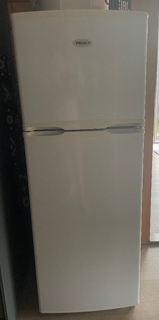Koelkast met diepvries, Elektronische apparatuur, Koelkasten en IJskasten, Ophalen, Gebruikt, Met vriesvak
