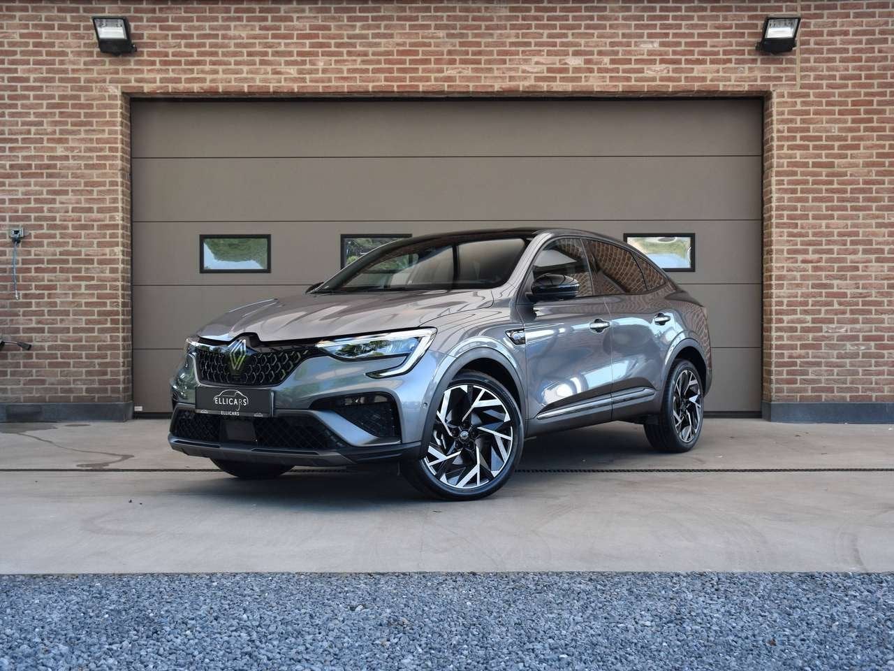 Renault Arkana 1.6i E-TECH HEV / ESPRIT ALPINE / CARPLAY /, Autos, Renault, 0 kg, 0 kg, Noir, 5 portes