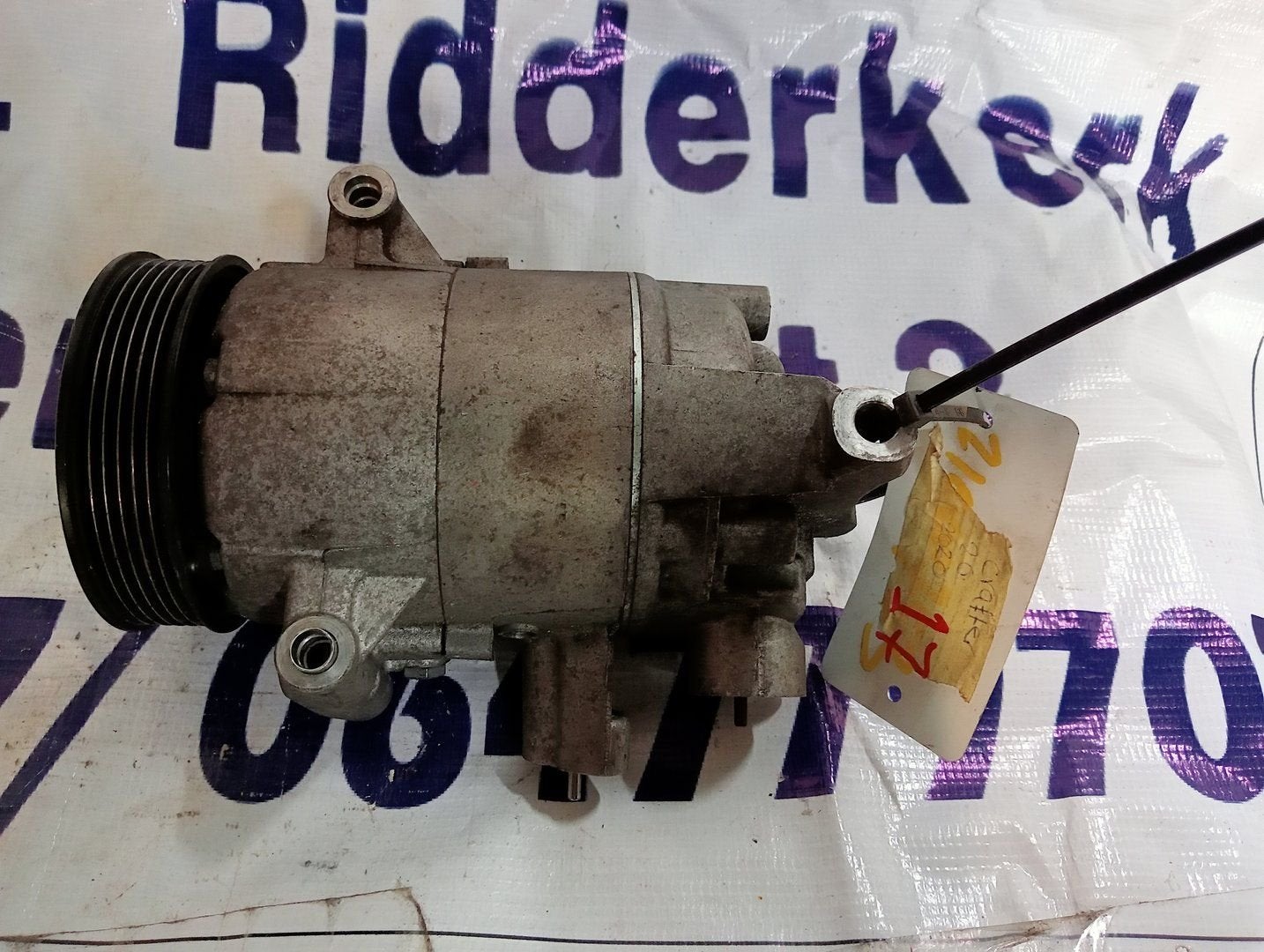 Volkswagen Caddy III aircopomp 5K0820803E, Gebruikt, -, Volkswagen, -