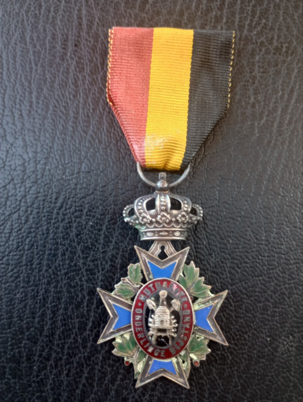 Croix du mérite ancien modèle 20 ans de carrière, Envoi