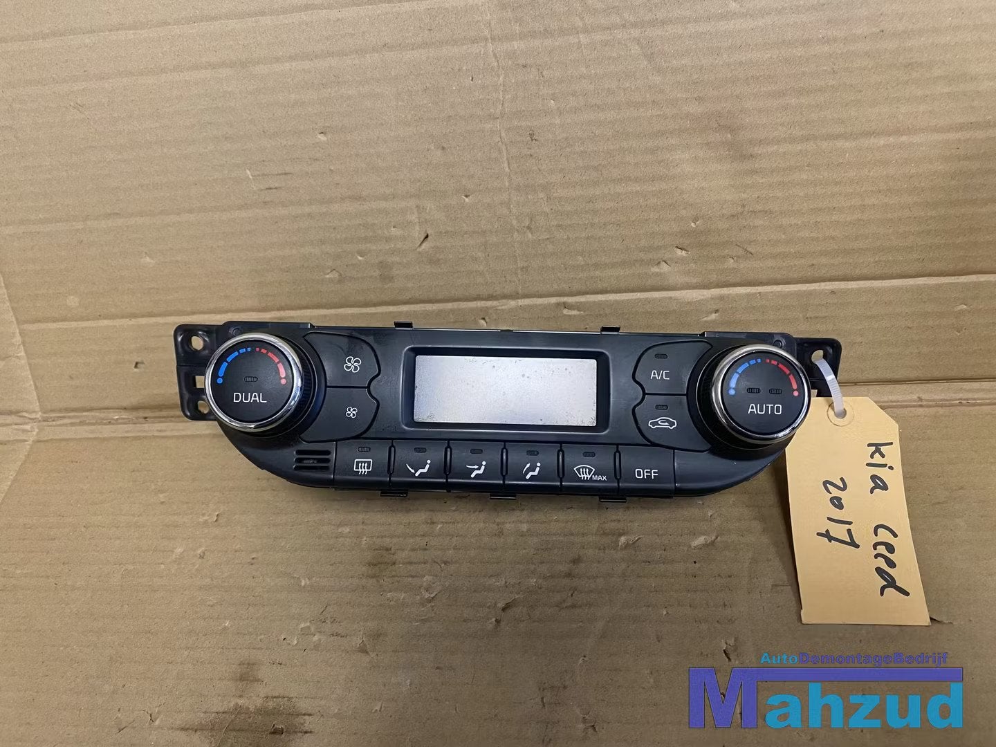 KIA CEE'D CEED Kachel airco paneel 2012-2018, Heolleung-ro 12
06797  Seoul, Info@kia.com, Kia Corporation, Gebruikt