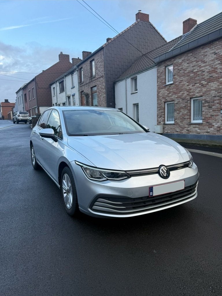 VW Golf 8 2.0 TDI 116 – Full Options - 49000km, Autos, Argent ou Gris, Euro 6, 110 g/km, Entretenue par le concessionnaire