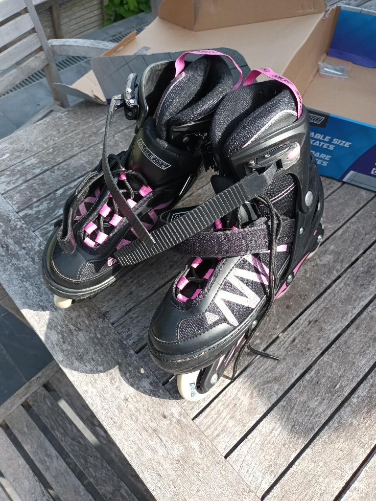 Inlane skates roze, Sport en Fitness, Skeelers, Overige merken, Ophalen of Verzenden, Inline skates 4 wielen, Dames