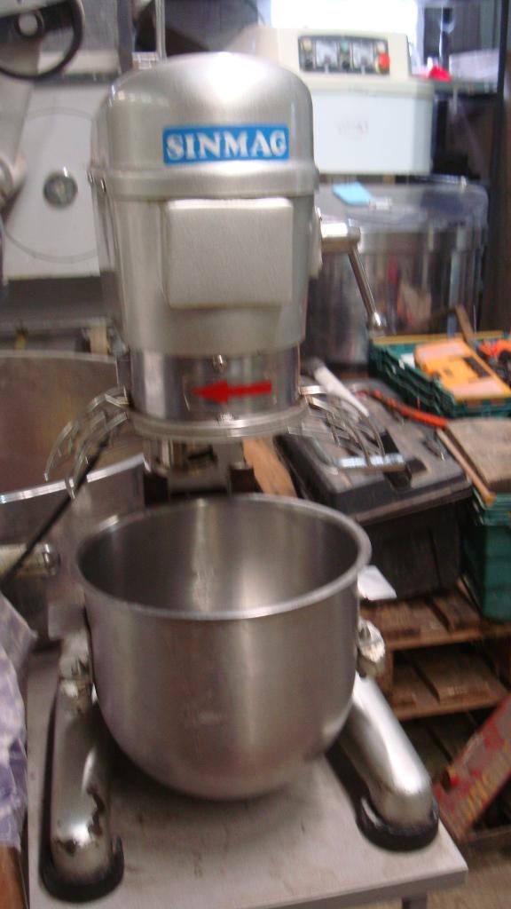 Batteur mélangeur 10 Litres + matériel boulangerie bakkerij, Enlèvement, Utilisé, Boulangerie et Boucherie