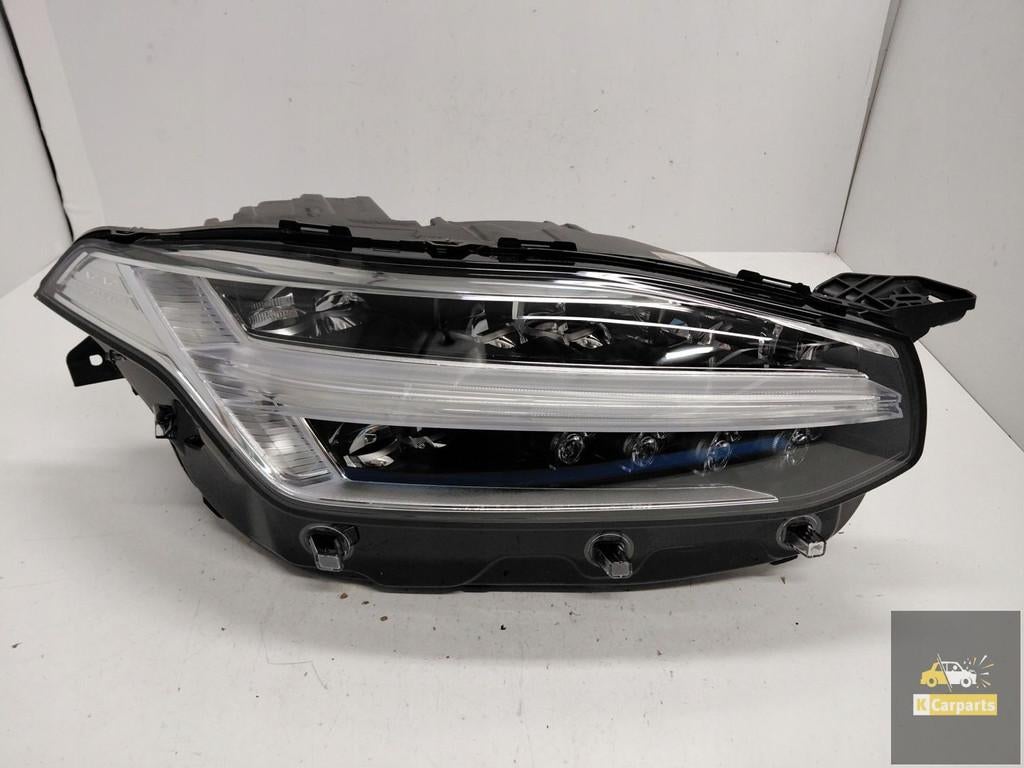 32342483, Volvo XC90 II Lift Full Led 2 Modules rechterlamp, Gebruikt, Gunnar Engellaus vag 8
405 31  Gothenburg, SE, Info@volvocars.com