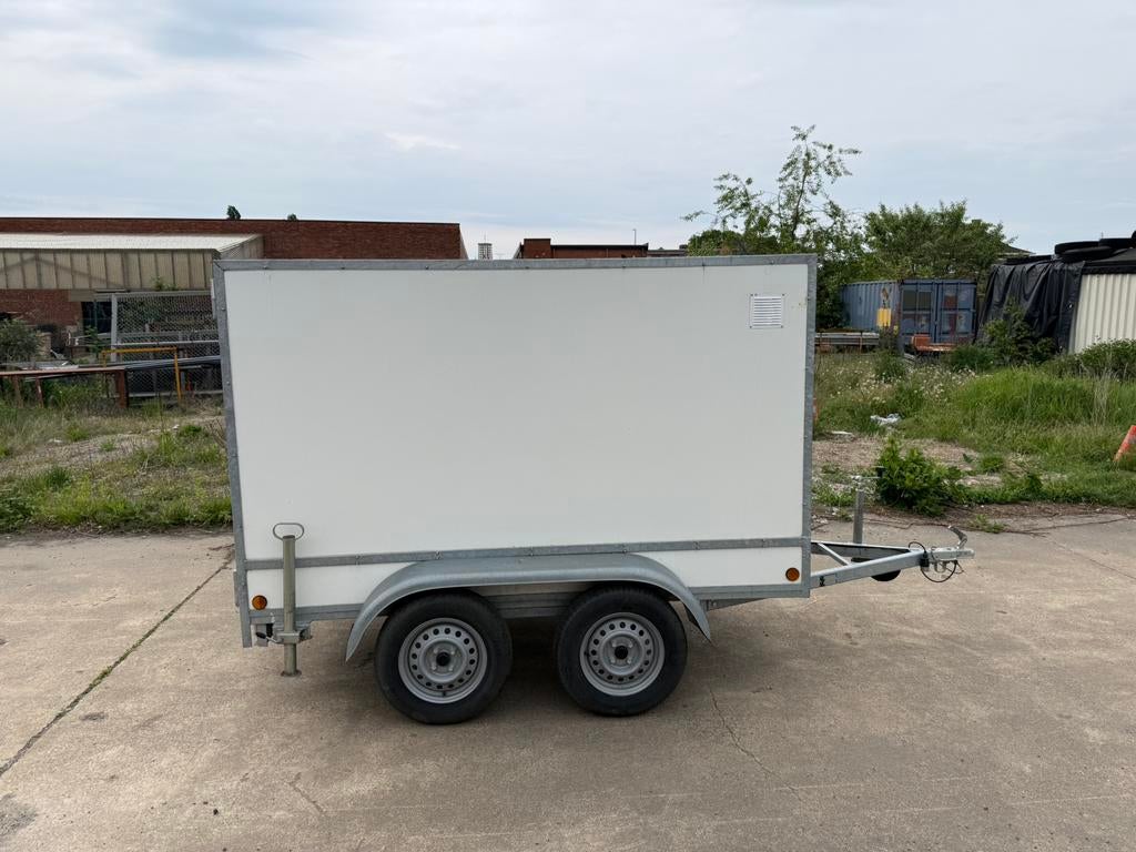 Gesloten aanhangwagen 750 kg, Auto diversen, Ophalen, Zo goed als nieuw