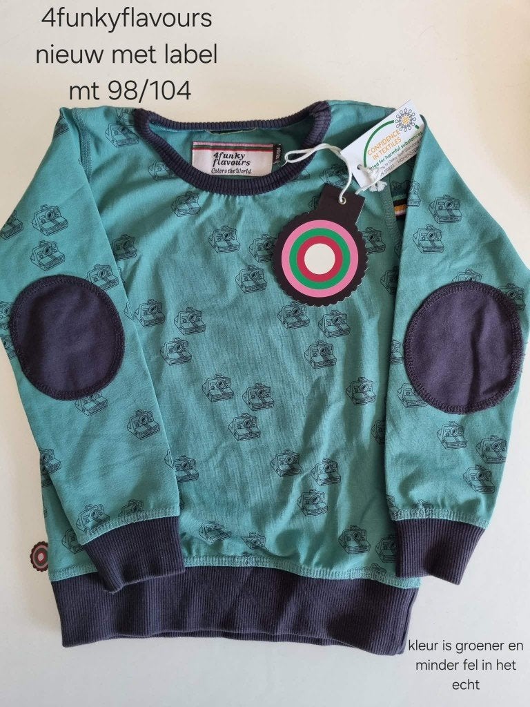 4FF zachte sweater maat 104 NIEUW, Neuf, Garçon, Enlèvement ou Envoi, Pull ou Veste