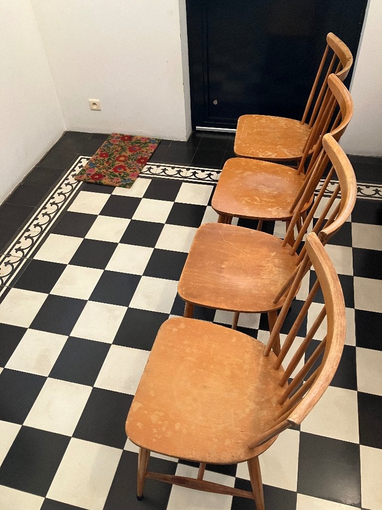Vintage houten spijlenstoelen 4 stuks, Huis en Inrichting, Ophalen, Gebruikt, Bruin, Vintage