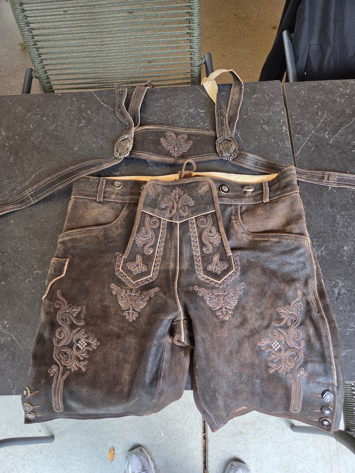 Lederhose met riem in geitenleer - Antik Anthrazitgrau, Kleding | Heren, Carnavalskleding en Feestkleding, Ophalen, Maat 52/54 (L)
