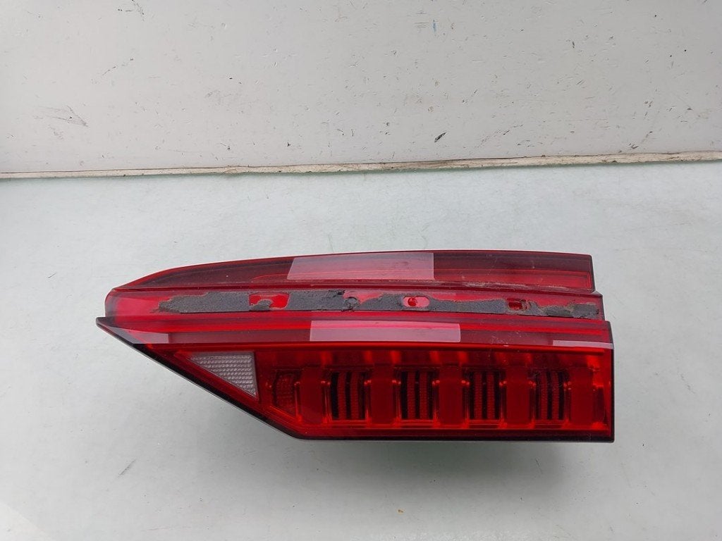 FEU ARRIÈRE DROIT Audi A6 Avant (C8) (|4K5945094C|), Auto-Union-Straße  1,
85057  Ingolstadt, DE, Info@audi.de, Audi, Utilisé