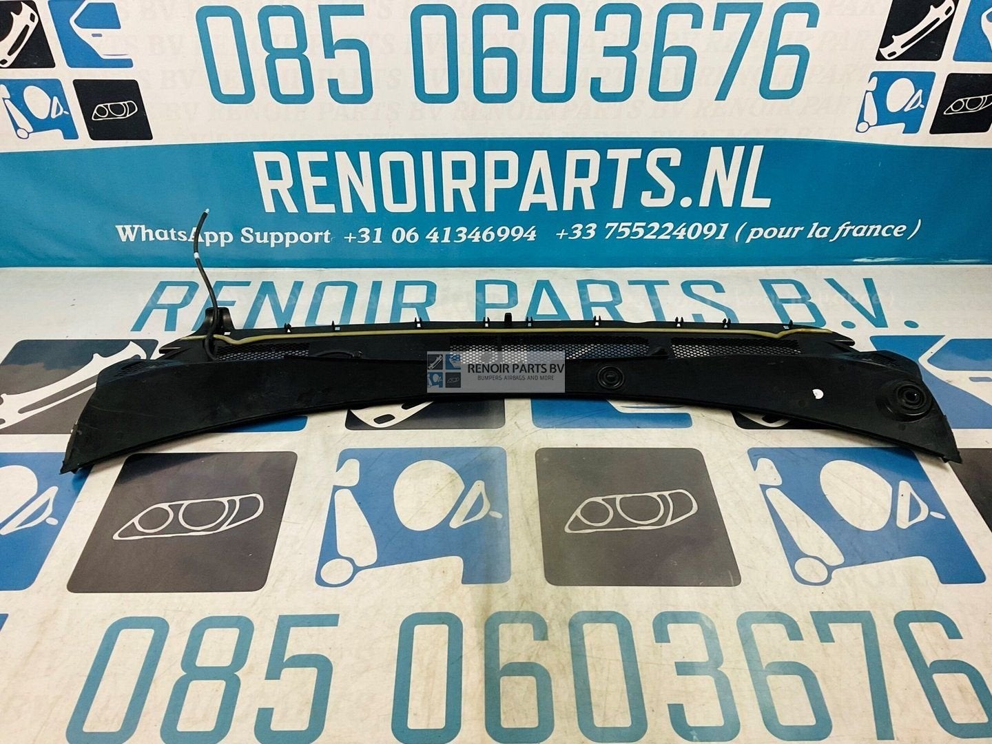 Ruitenwisser Peugeot 308 96772648XT 2-D6-6937A, Gebruikt, -, -, Ophalen of Verzenden