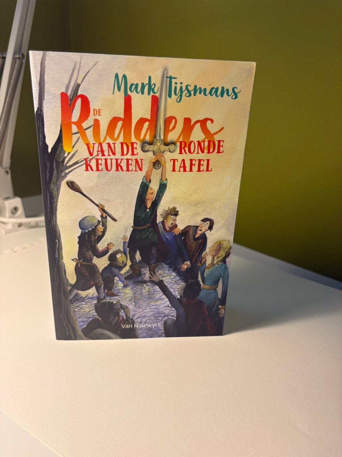 Mark Tijsmans - De ridders van de ronde keukentafel, Ophalen of Verzenden, Mark Tijsmans