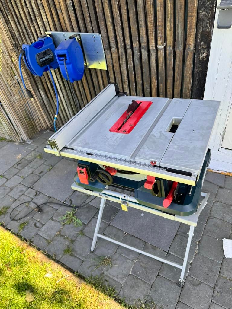 Scie à table Bosch GTS 635-216 + base GTA 560 - 1600 W -216, Enlèvement, Utilisé