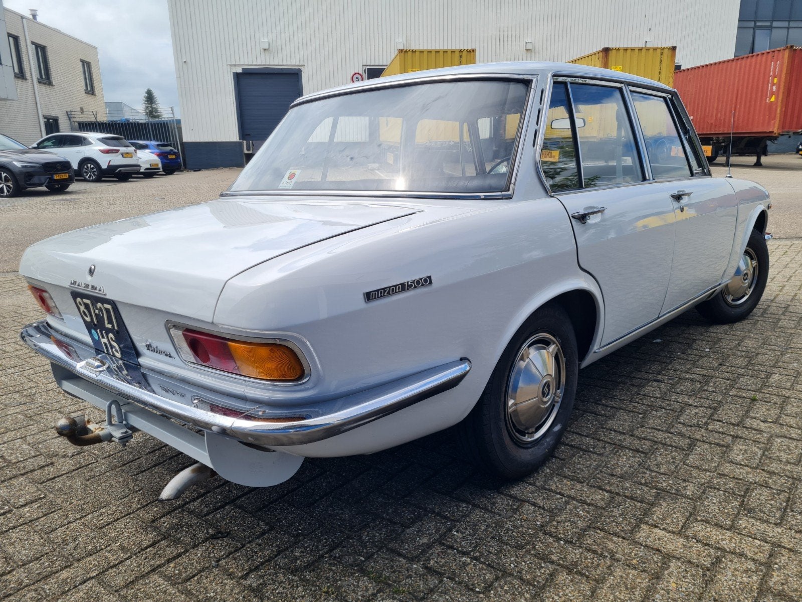 Mazda 1500 - Oldtimer - 1969, foto 3