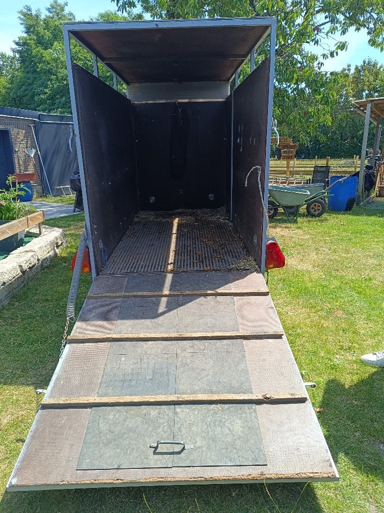 Tekoop  trailer, Dieren en Toebehoren, Ophalen, Gebruikt