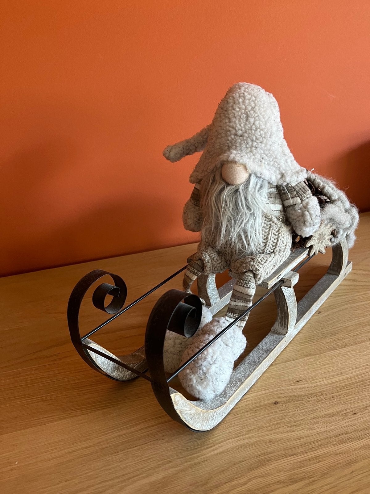 Kerstman op slee, Ophalen