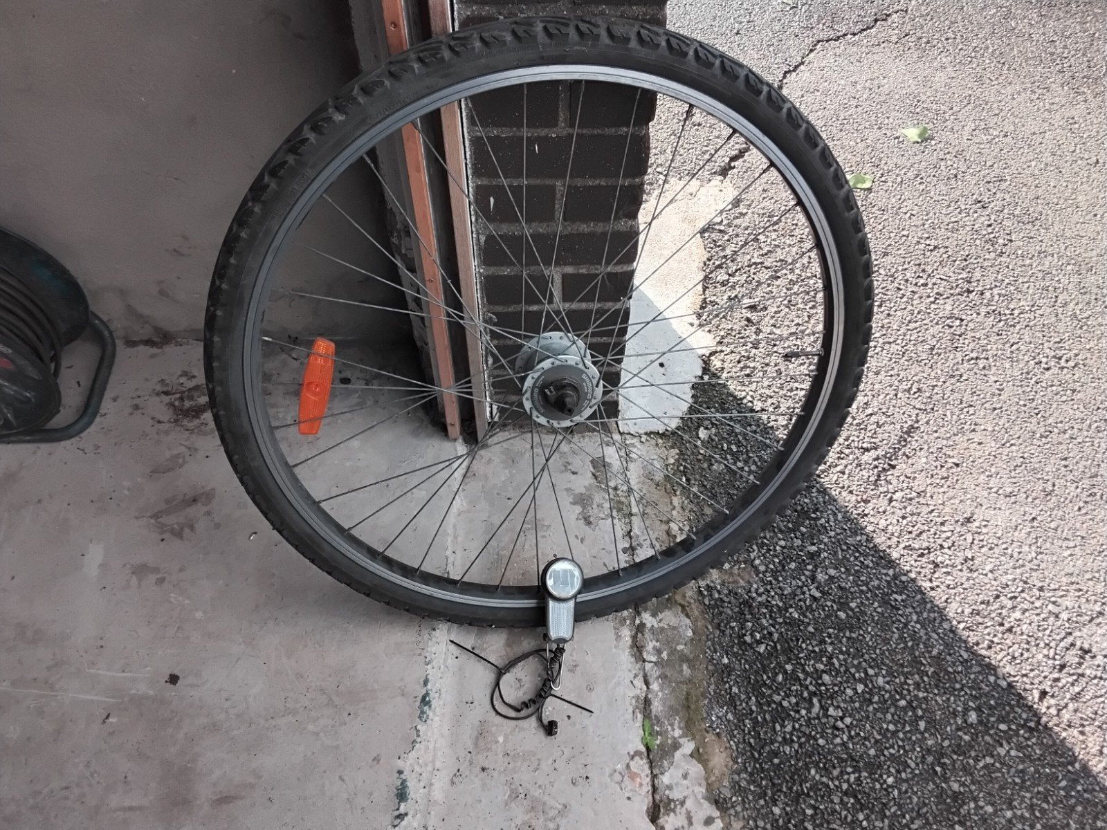 28inch voorwiel met naafdynamo +licht, Fietsen en Brommers, Ophalen