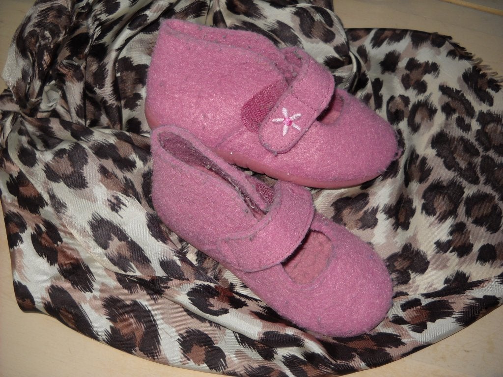 pantoffels maat 24, Kinderen en Baby's, Ophalen, Zo goed als nieuw, Meisje