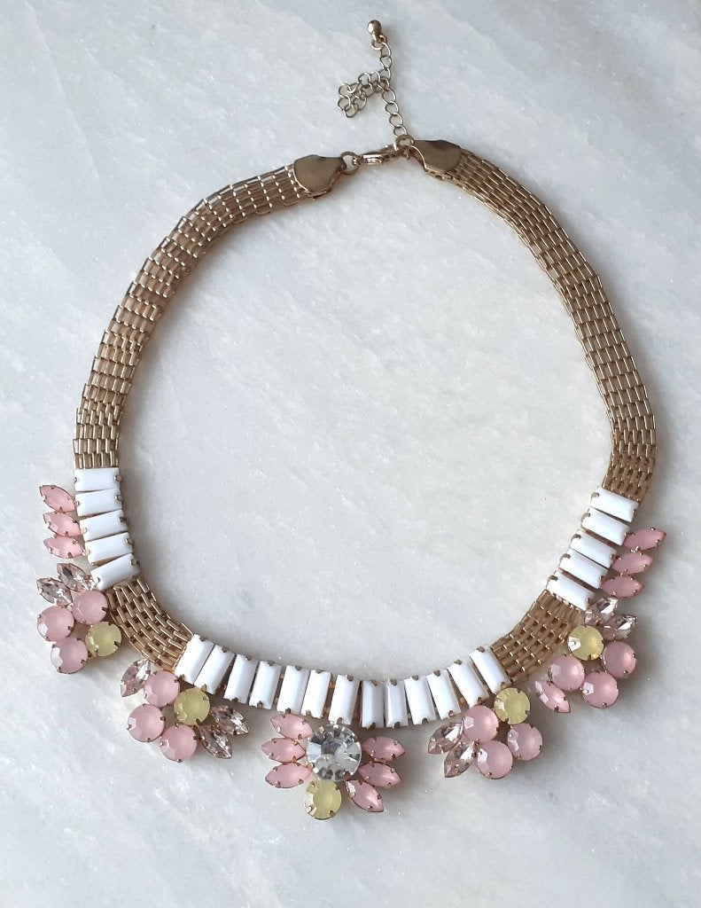 statement ketting romantische bloemen met opaliet H&M, Bijoux, Sacs & Beauté, Neuf, Avec strass, Enlèvement ou Envoi, Rose