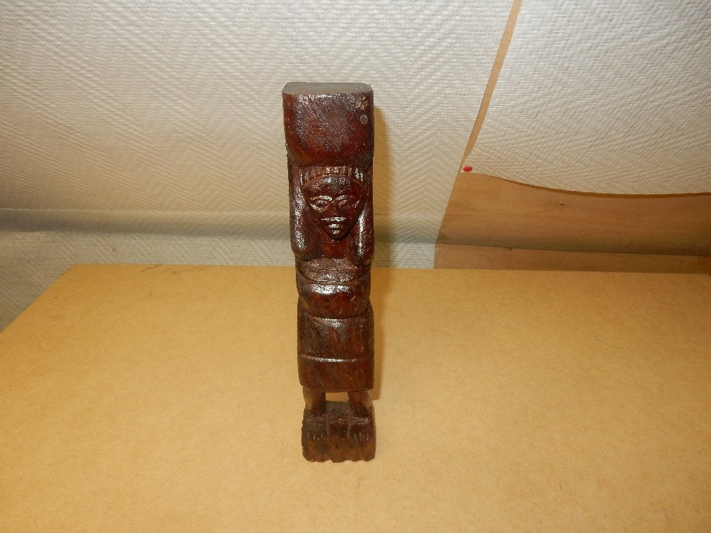 nr.543 - Houten totem, Antiquités & Art, Bois, Enlèvement ou Envoi, Autres sujets, 20 - 50 cm