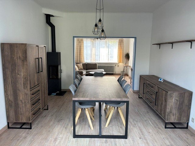 Charmante meubelset - Tafel, barkast, dressoir & stoelen, Maison & Meubles, Salles à manger complètes, Enlèvement, Utilisé, Landelijk