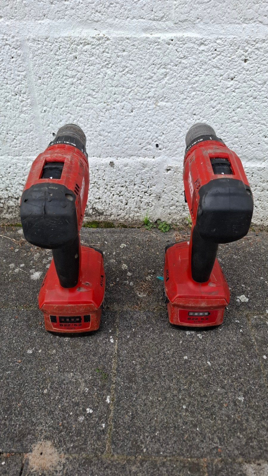 set van 2 Hilti vijsmachines 22V, Doe-het-zelf en Bouw, Ophalen of Verzenden, Gebruikt, Boor- en Schroefmachine, Klopboormechanisme
