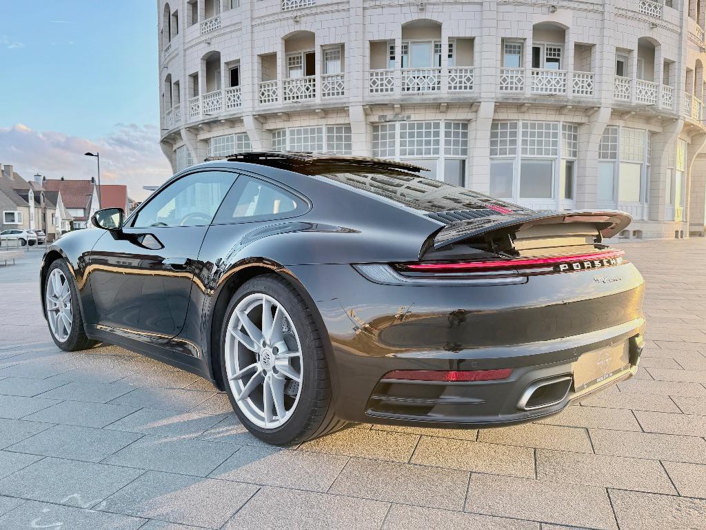 Porsche 911(992)/2022/belgium car/1owner/Porsche maintenance, Automaat, 4 zetels, Euro 6, Zwart
