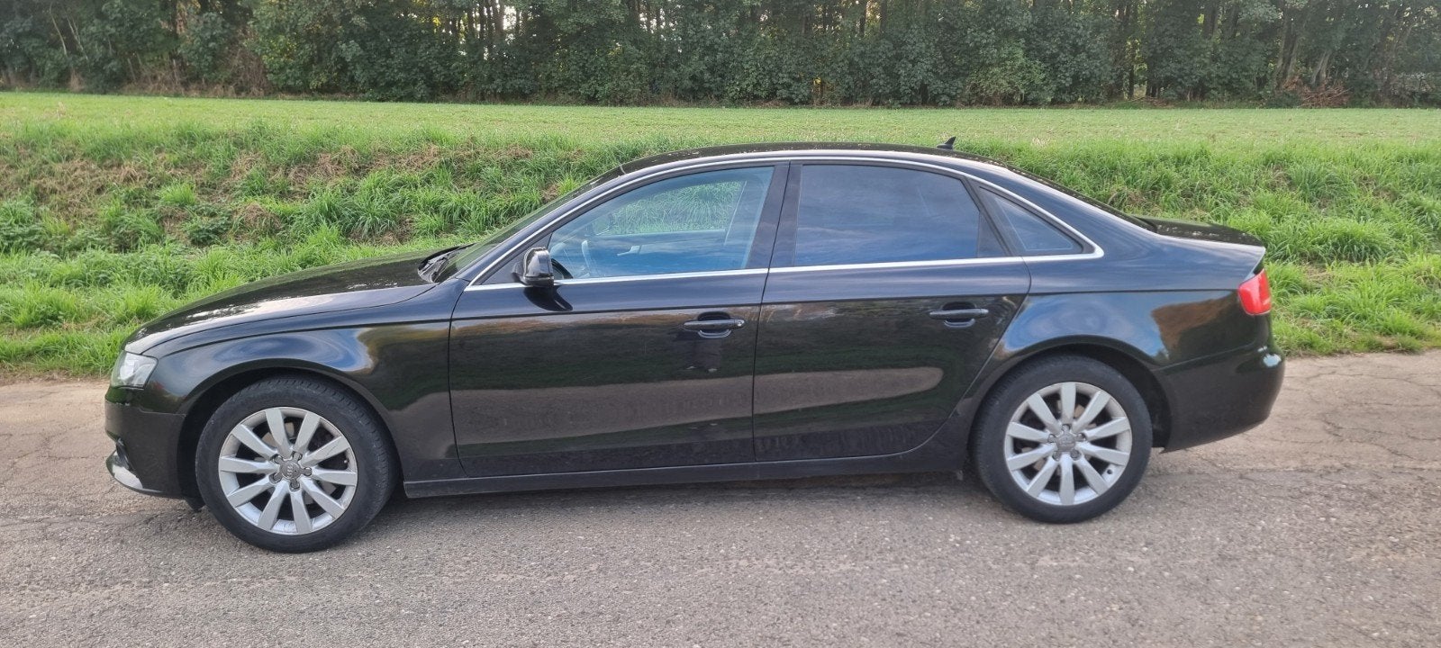Audi A4 b8, Euro 5, Boîte manuelle, A4, Noir