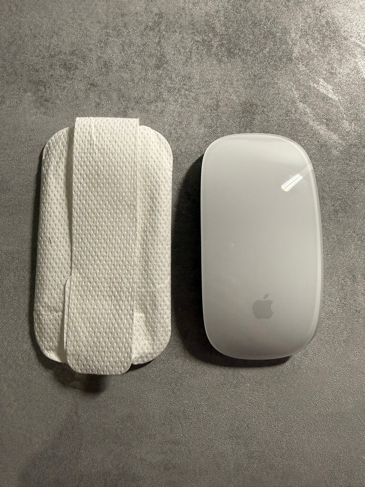 Apple Magic Mouse 2, Computers en Software, Muizen, Ophalen, Zo goed als nieuw, Draadloos, Muis