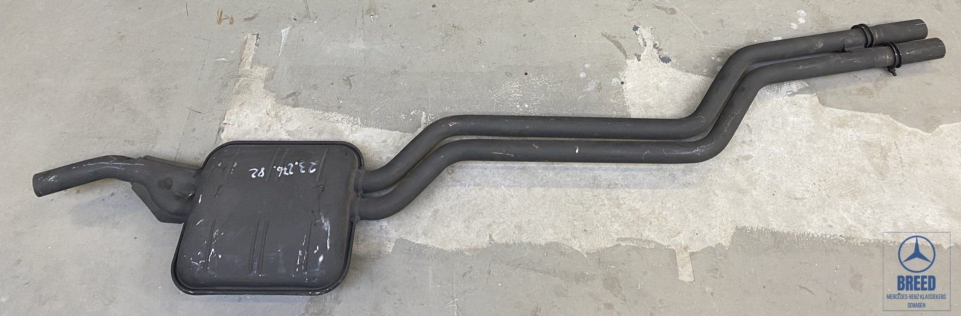 NOS middendemper voor Mercedes-Benz W123 250 250T, Autos : Pièces & Accessoires, Systèmes d'échappement, Neuf, -, Enlèvement, -