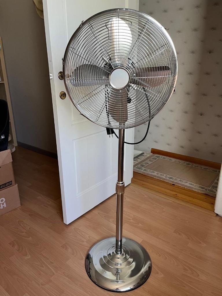 Ventilator Lervia, Electroménager, Ventilateurs, Enlèvement, Utilisé, Ventilateur de trépied