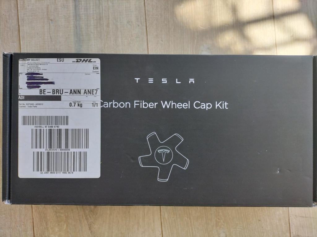 Tesla wielkap Carbon fiber wheel Cap kit, Ophalen