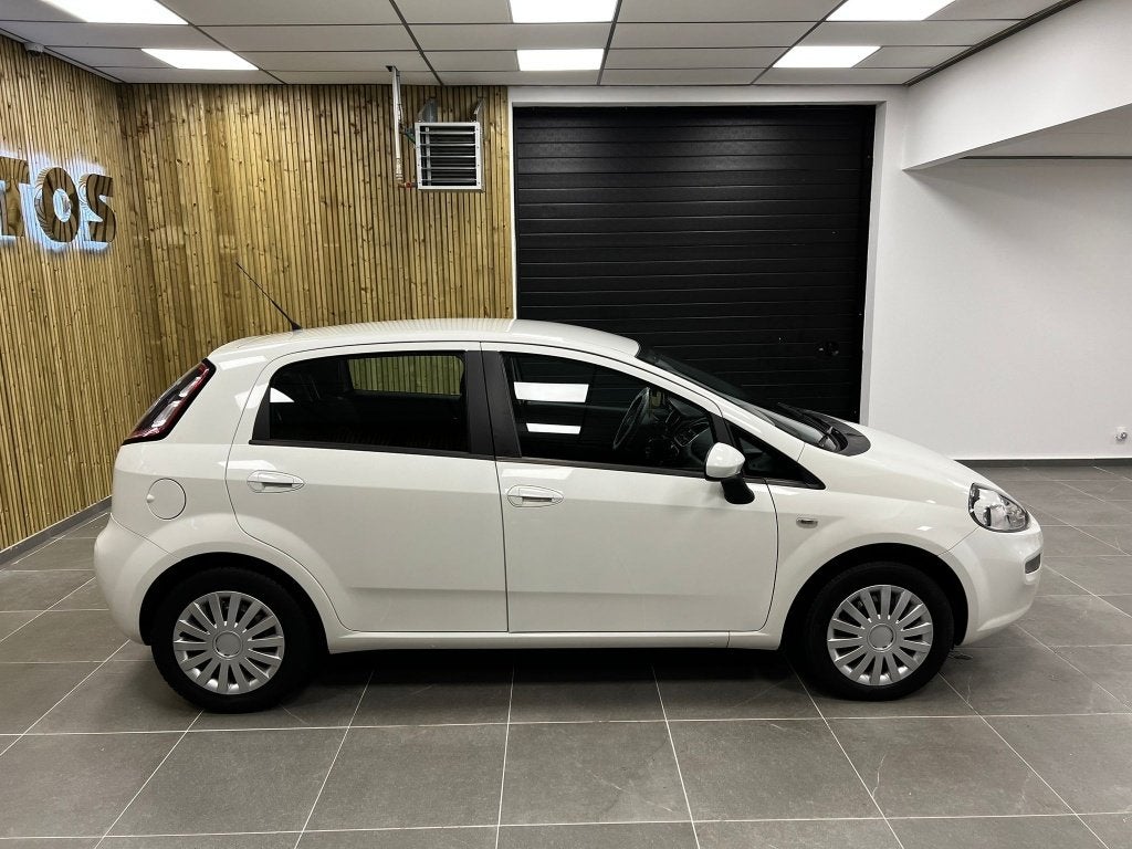 FIAT PUNTO 1.2 BENZINE 2017 /76.000 KM/EURO 6/NIEUW STAAT, Auto's, Fiat, Bluetooth, Bedrijf, Punto, 1242 cc