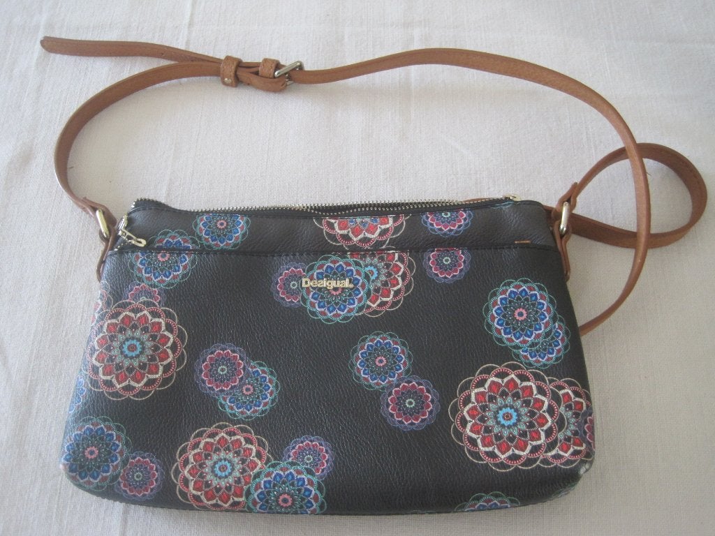 mooie handtas Desigual, Handtassen en Accessoires, Ophalen of Verzenden, Handtas