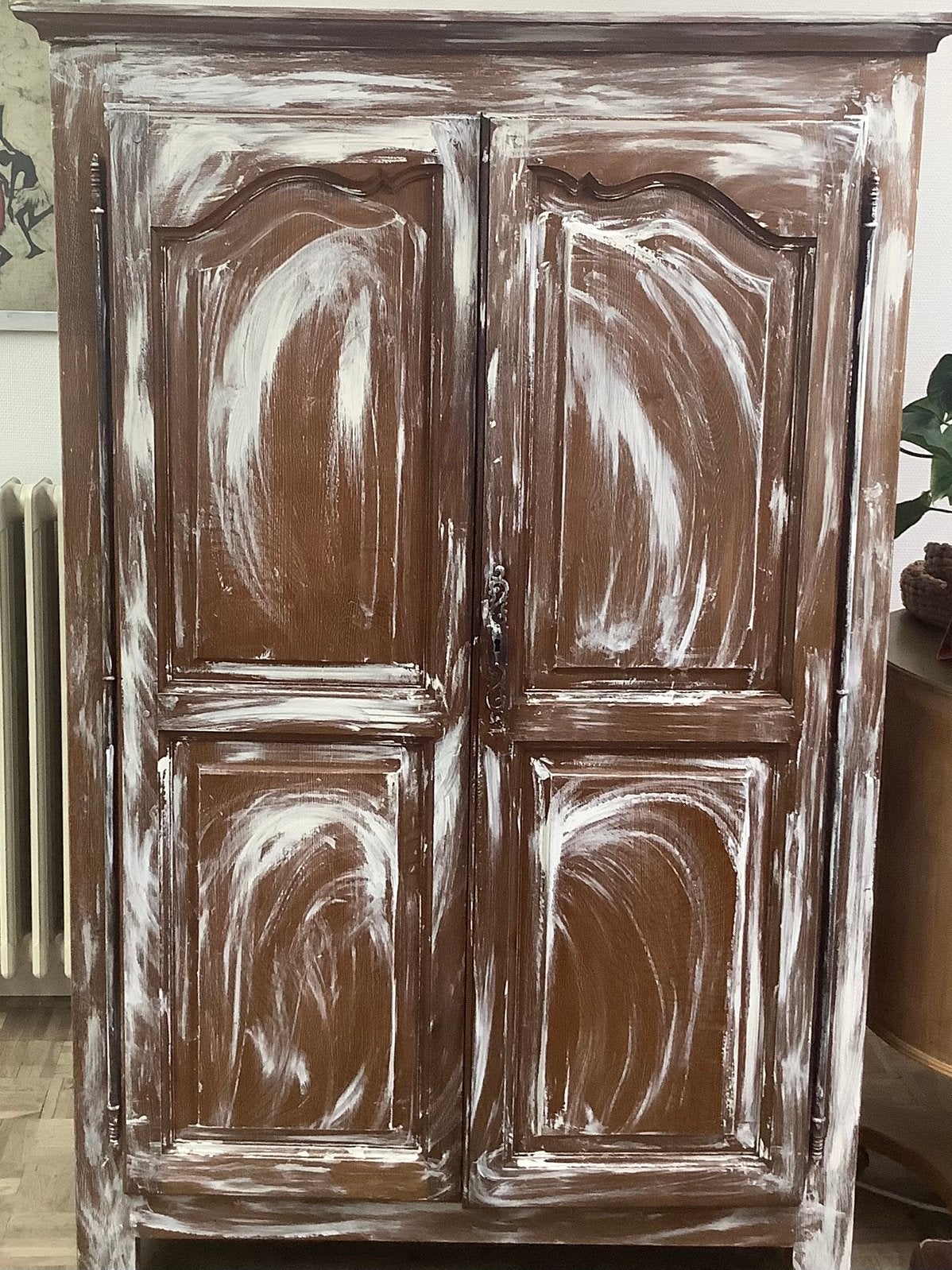 Tv kast in massief hout (wel geschilderd), Antiquités & Art, Enlèvement